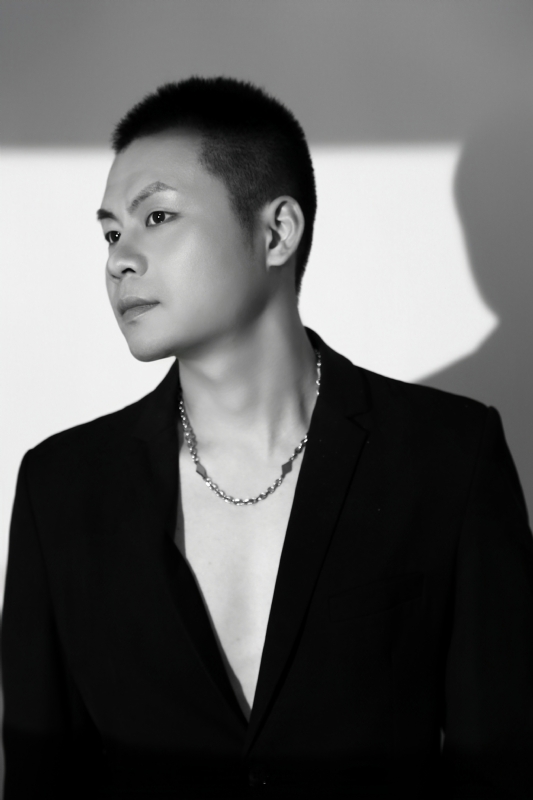 胡杰的第二张照片--九江相亲服务中心