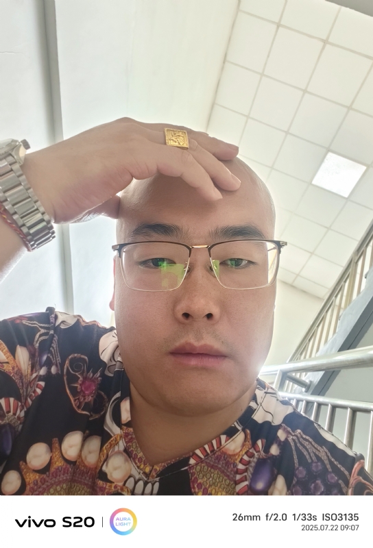 一生诺言的第五张照片--九江相亲服务中心