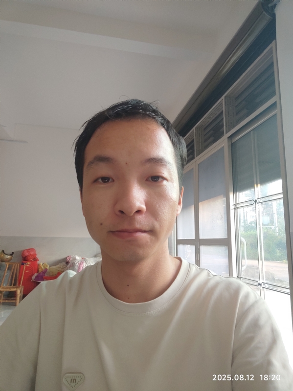 杨培鑫的第一张照片--九江相亲服务中心