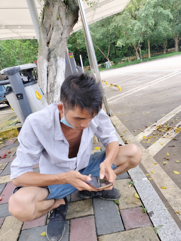 太累了的第一张照片--九江相亲服务中心