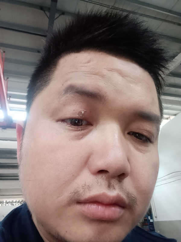 彬彬的第一张照片--九江相亲服务中心