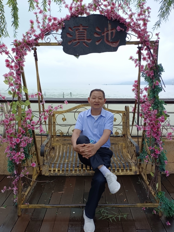 奋斗的第二张照片--九江相亲服务中心