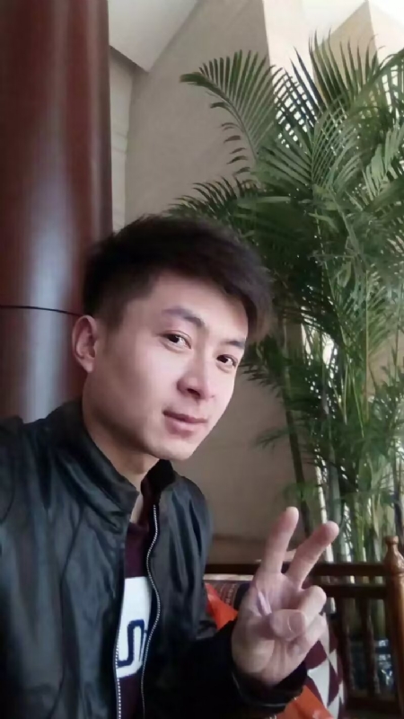 蓝锋的第一张照片--九江相亲服务中心