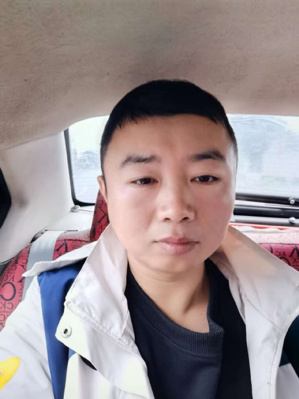 随缘的第二张照片--九江相亲服务中心