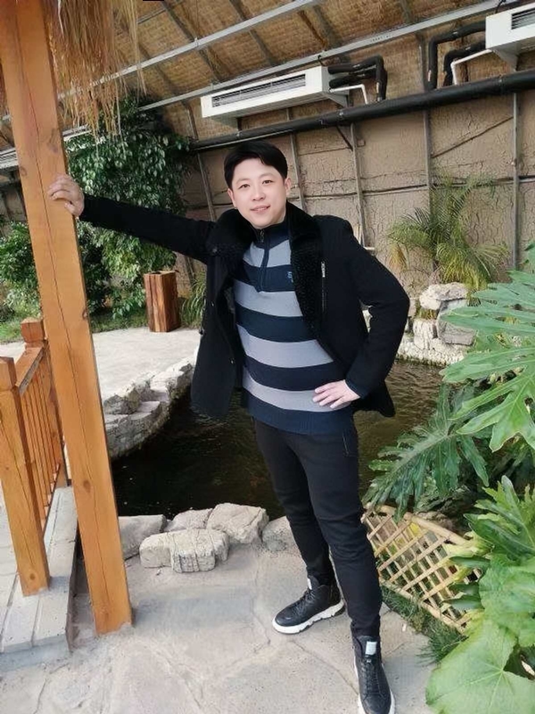 语堂的第一张照片--九江相亲服务中心