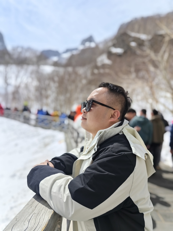 小龙的第一张照片--九江相亲服务中心