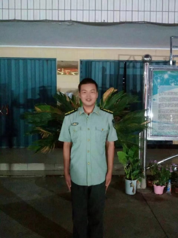 程程的第一张照片--九江相亲服务中心