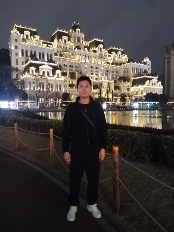 另一半的她的第三张照片--九江相亲服务中心