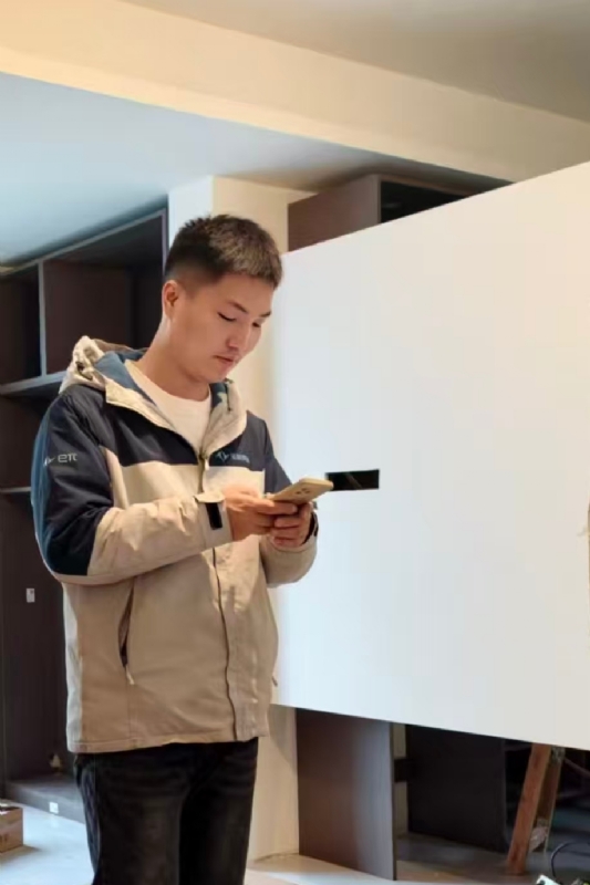 熊展的第一张照片--九江相亲服务中心