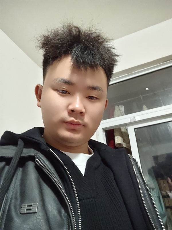 阿龙找对象的第一张照片--九江相亲服务中心