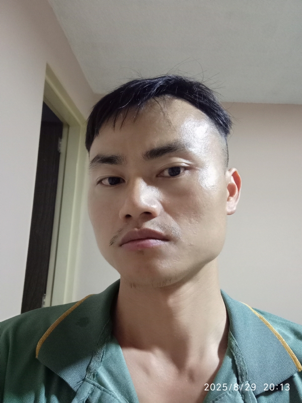 自简的第一张照片--九江相亲服务中心