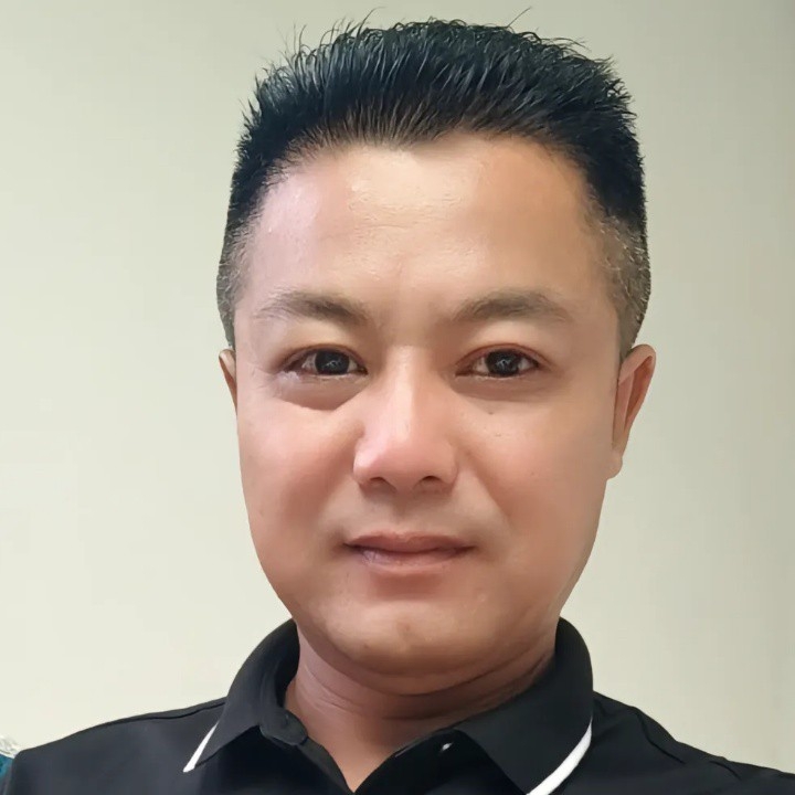 未来可期的第一张照片--九江相亲服务中心